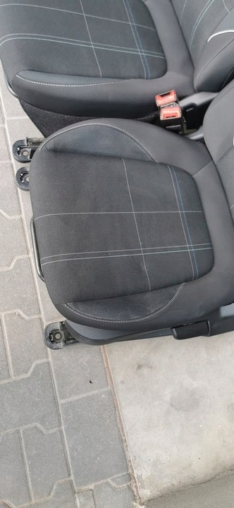 фото №5, Ford fiesta mk8 5d 2017- сиденья перед диван зад комплект