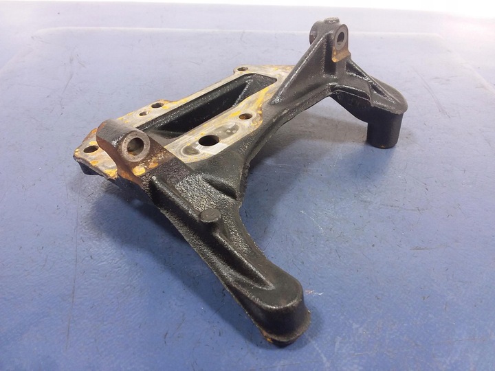 фото №4, A7 3.0 tdi лапи поддержка турбины 059145267d