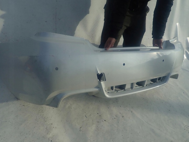 фото №4, Subaru impreza 10-13 wrx sti sedan бампер зад pdc