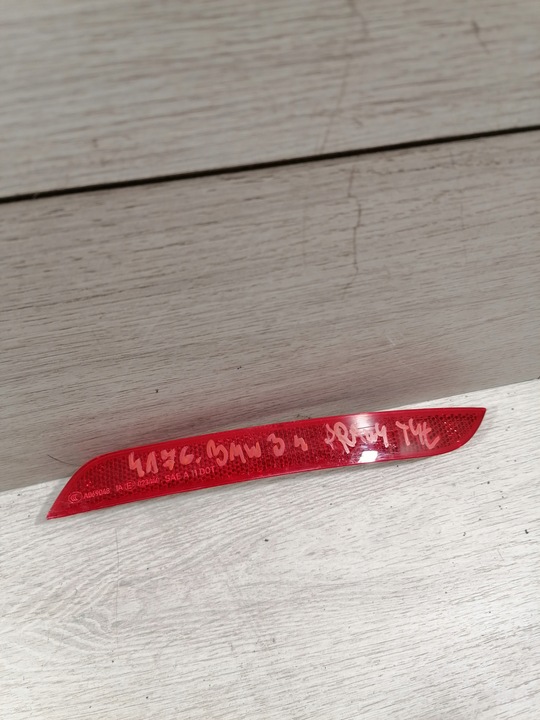 фото №1, Bmw 3 4 отражатель правые зад 7301188