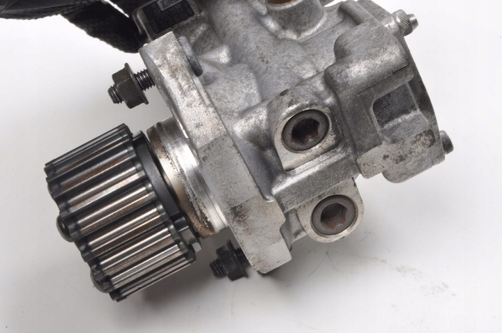 фото №7, Volvo 2.0 d4 топливная система впрыска насос 31432135 форсунки 31405404 планка датчик