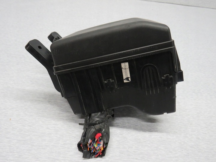 фото №11, Kia sportage iii 2.0 crdi коробка предохранителей 91430-3u233