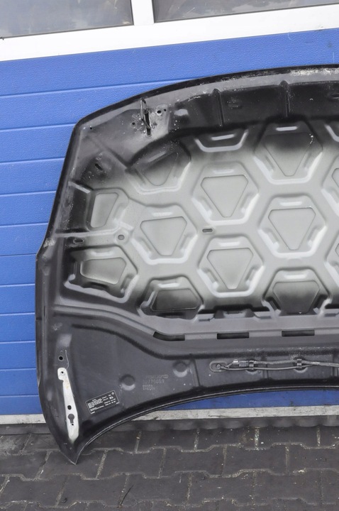 фото №15, Volvo s60 v60 10-13 капот крышка камеры двигателя