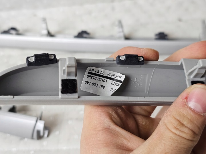 фото №8, Планка dekor консоли w приборная панель audi a3 8v 8v0820901a