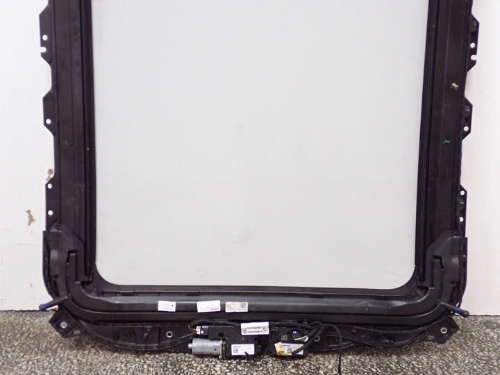 фото №7, Люк панорама жалюзи комплектная оригинал европа vw t-roc 20r