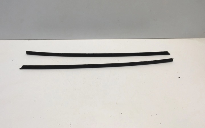 фото №1, Skoda scala 2020 планка скла лобовий 657854328