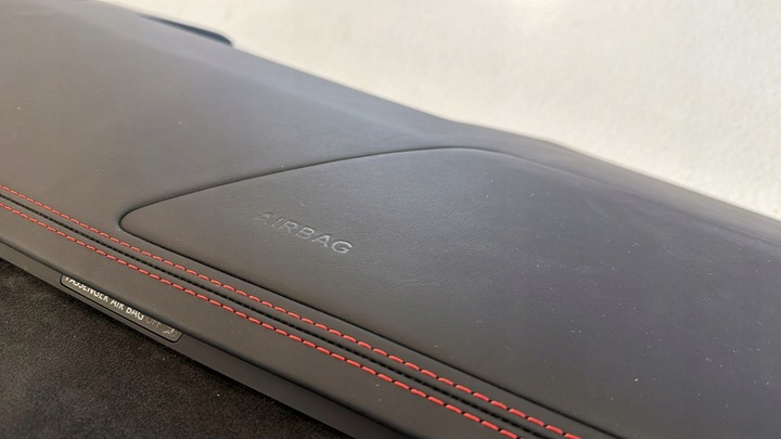 фото №5, Lamborghini aventador lp710 консоль панель подушка безпеки подушки ремені алькантара