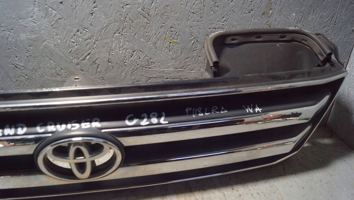 фото №10, Решітка радіатора решітка toyota land cruiser j90 j95 90 95 53111-60320 g282