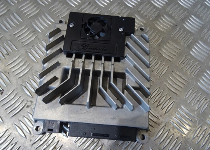 фото №4, Mercedes c-klasa w205 динаміки підсилювач озвучення burmaster - комплект