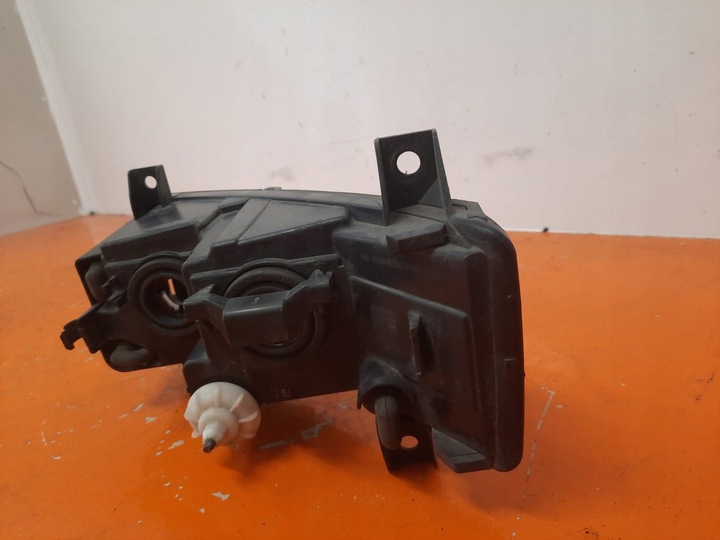 фото №8, Skoda octavia 3 16- рестайлинг галоген лампа противотуманная перед правая 5e0941700