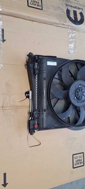 фото №6, Jeep grand cherokee wk2 14-23 комплект радиатор радиаторов 6.4 srt