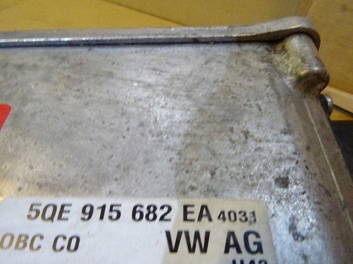 фото №5, Audi q3 ii 83a модуль станция зарядки зарядным устройством 5qe915682ea