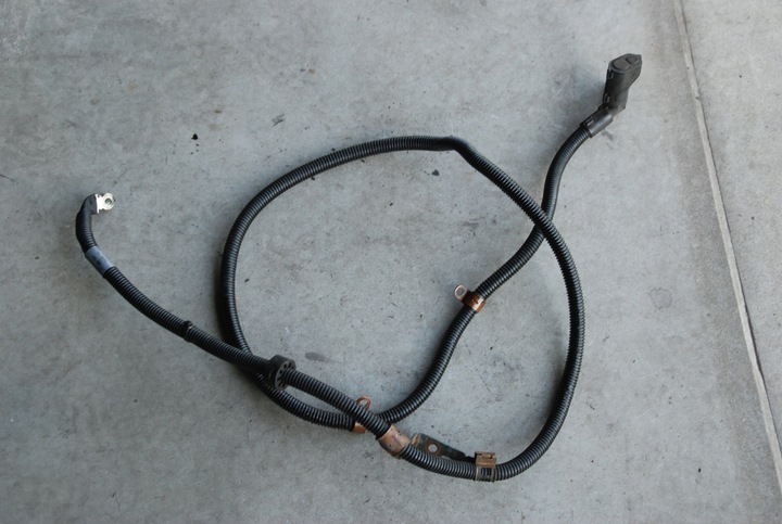 фото №1, Mercedes w204 шланг джгут plus генератора 651