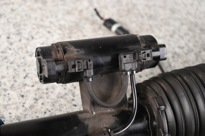 фото №7, Bmw 7 g11 g12 амортизатор пневматичний праві задній зад 6874594 7915954