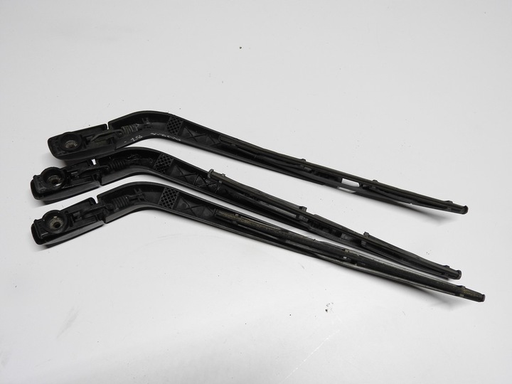 фото №6, Toyota auris i 5d рычаг дворники крышки зад