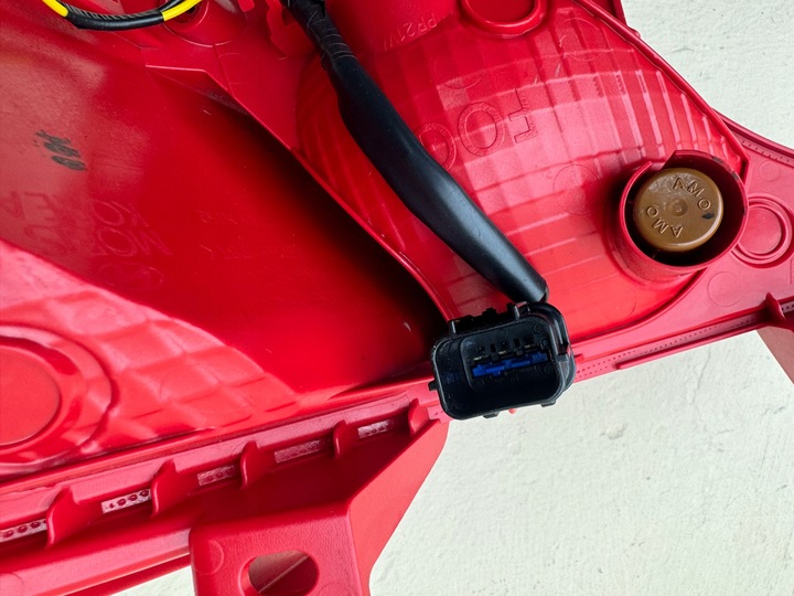 фото №13, Hyundai tucson iv 4 рестайлінг 24r- лампа ліва задня лівий зад 92405-n752