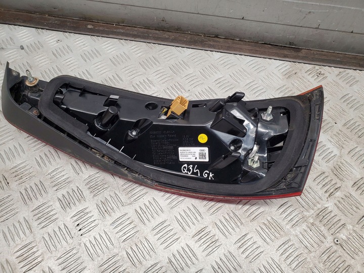 фото №13, Audi q3 8u 8u0945093d зад сторона ліва лампи задні