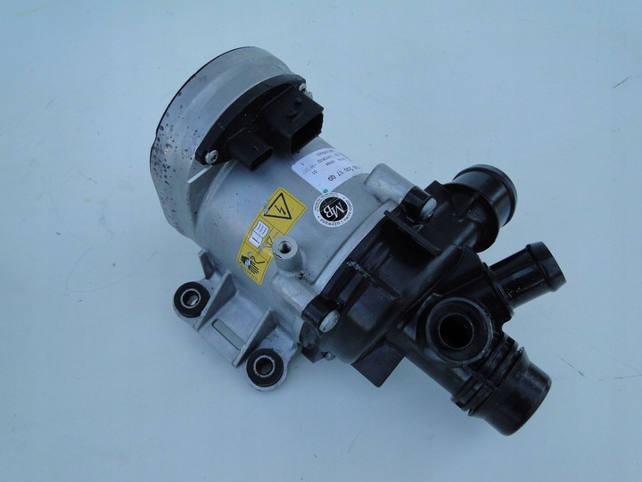 фото №7, Mercedes насос води рідини a2562001700 cle 236 c236 купе cabrio