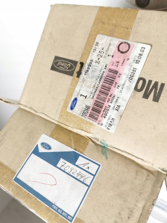 фото №7, Ступица подшипник колёса зад ford escort ...-2000 оригинальный номер 7092446