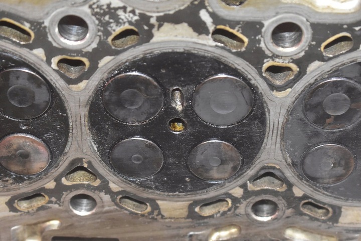 фото №9, Головка двигателя 9655911480 ford focus mk2 1.6 tdci 90 km 04-08
