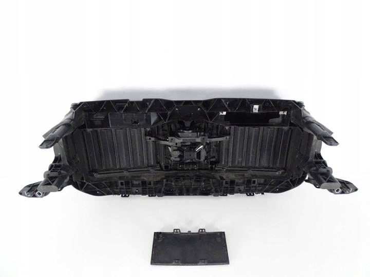 фото №7, Решітка радіатора решітка радіатор bmw 7 g70 + кермо повітря + радар