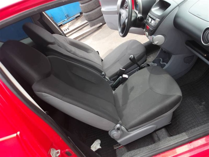 фото №7, Сиденье пассажира toyota aygo i 3d