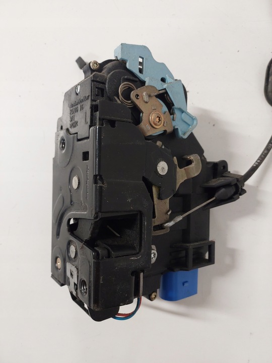 фото №6, Замок двері лівий перед vw golf v jetta octavia ii 3d1837015