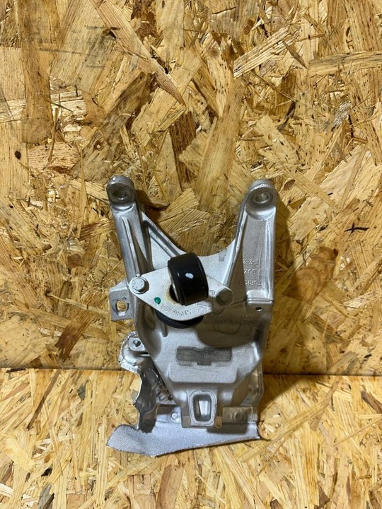 фото №8, Лапи крепление подушка двигателя q5 a6 s6 c8 a7 4k 80a399295 80a399296 22r