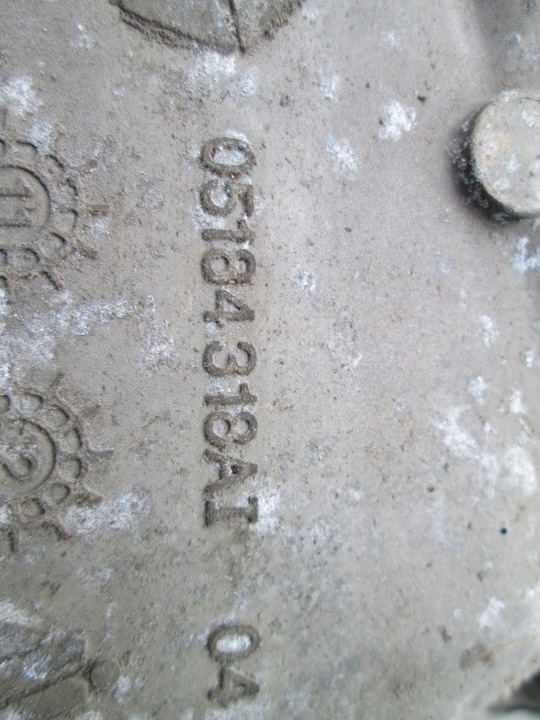 фото №8, Chrysler town country 11- 3.6 корпус распределительный вал