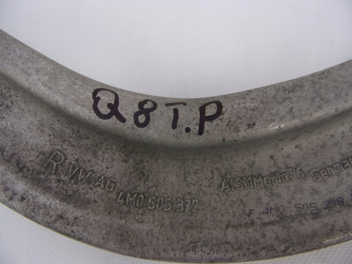 фото №7, Audi q8 3.0 18- рычаг правые зад 4m0505372