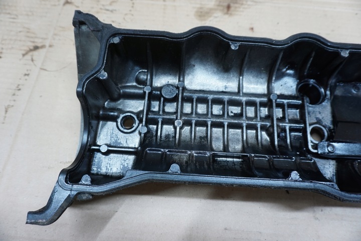 фото №6, Land cruiser 70 lj70 кришка клапанів головки 2,4 td 2l-t