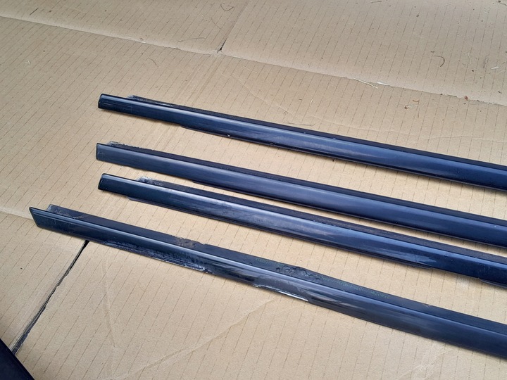 фото №8, Планки декори зовнішні двері тінь line блиск bmw e90 м-пакет комплект