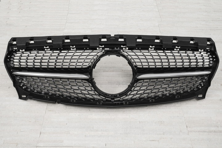 фото №16, Mercedes cla w117 2017-2019 po фейслифтинг решётка радиатора diamond чёрный