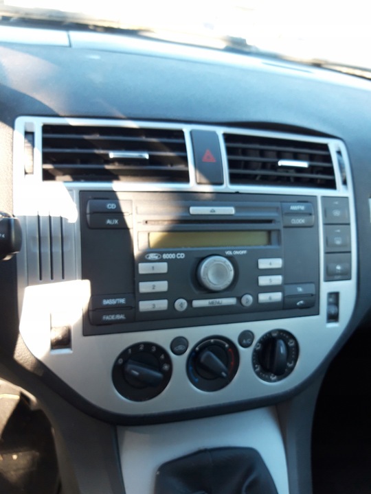 фото №1, Ford c-max i 2006r 1.6 16v радіопрогравач cd