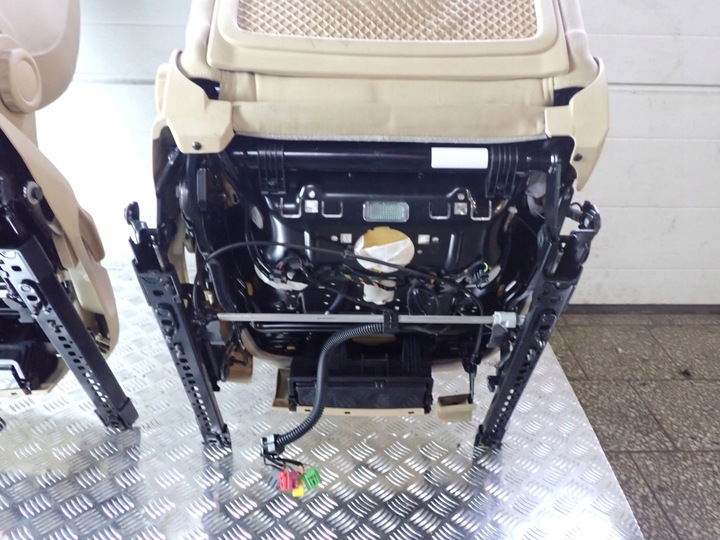 фото №10, Сидіння пасажира праві audi a4 b8 avant 2008r 3.0 tdi eu 10366