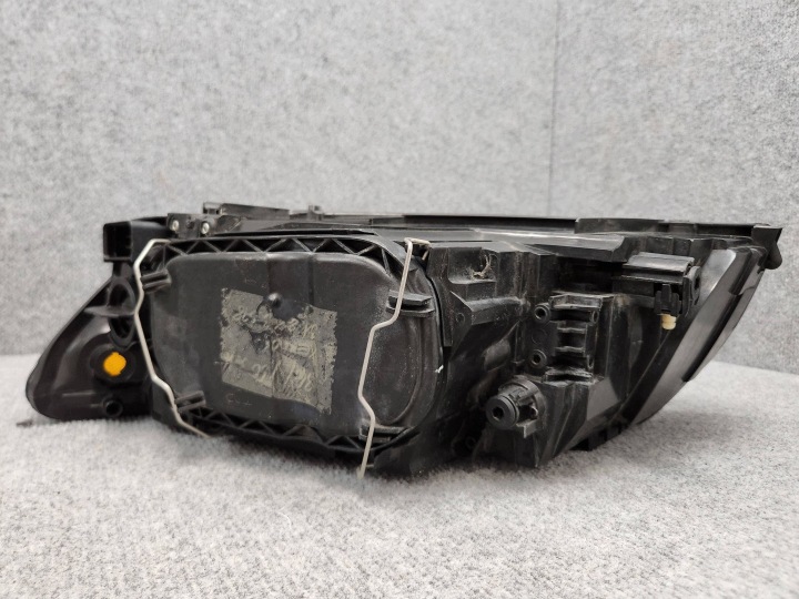 фото №11, Фара передня передня права - volvo s40 ii v50 ксенон 30698878 04-07