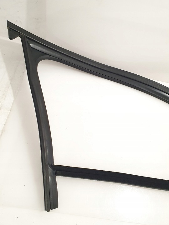 фото №3, A6 c7 планка скла двері прокладка рамка двері лівий перед 4g0837440