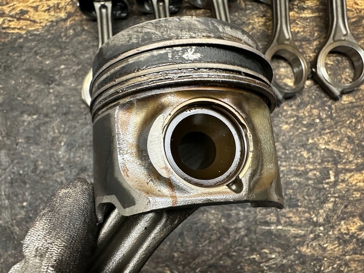 фото №7, Поршень шатун vw audi 3.0 tdi bug 059aa