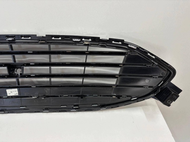 фото №8, Ford galaxy mk4 рестайлінг центральна решітка бампера lm2b-8200-a/b