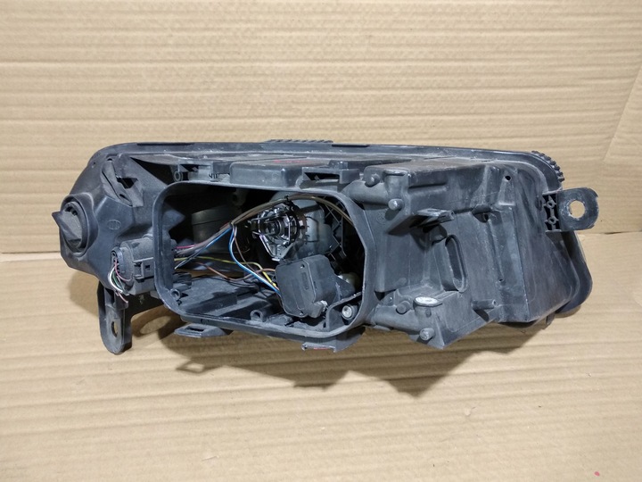 фото №9, Audi a6 c6 4f uk лампа ліва перед передня