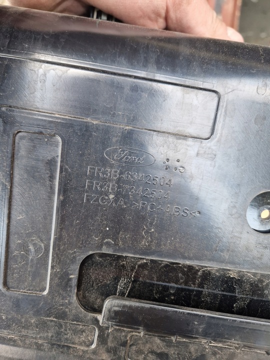 фото №10, Ford mustang vi 2015 - накладка кришки зад pod камера