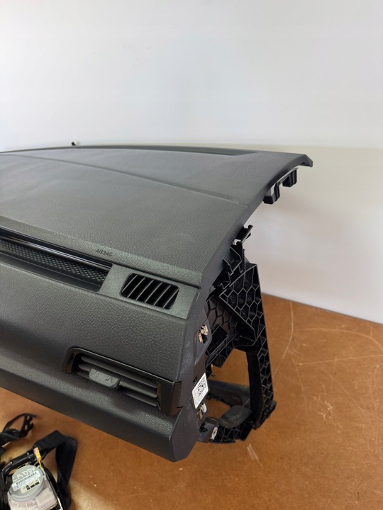 фото №12, Vw caddy v 2k7 консоль панель ремені подушка безпеки