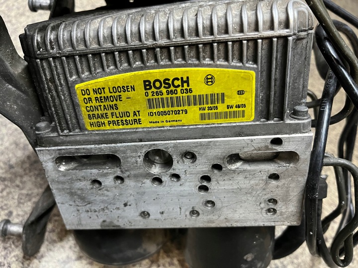 фото №6, Насос тормозная abs sbc блок управления штекер mercedes w211 3.2 cdi 204 km bdb