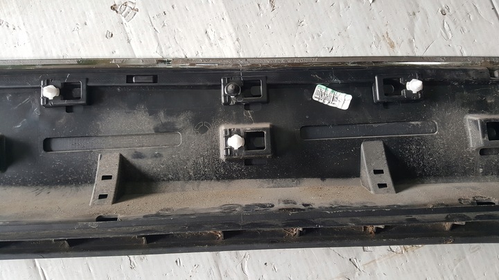 фото №10, Планка дверь левый перед-- vw tiguan allspace 5nn854939a демонтаж