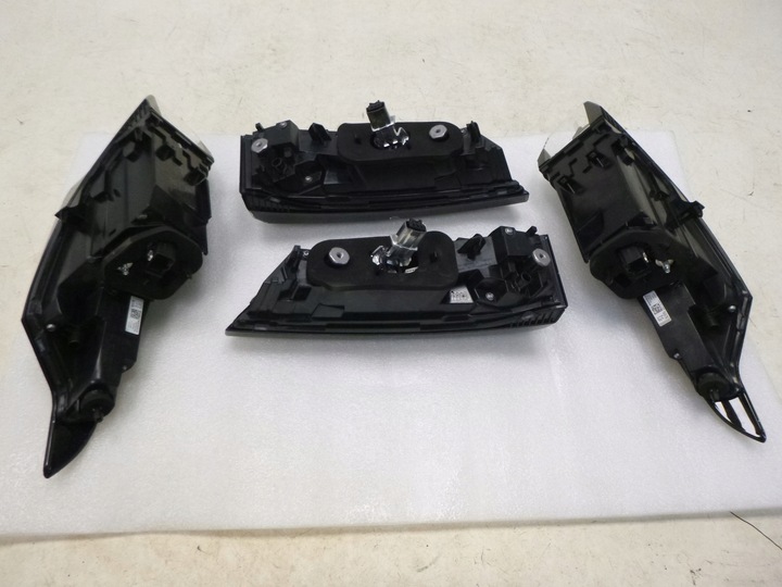 фото №15, Peugeot 308 лампа праві лівий зад лампи повний led