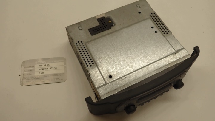 фото №15, Магнитола grundig smart fortwo 450 98-07 0001200v008 plus код оригинал