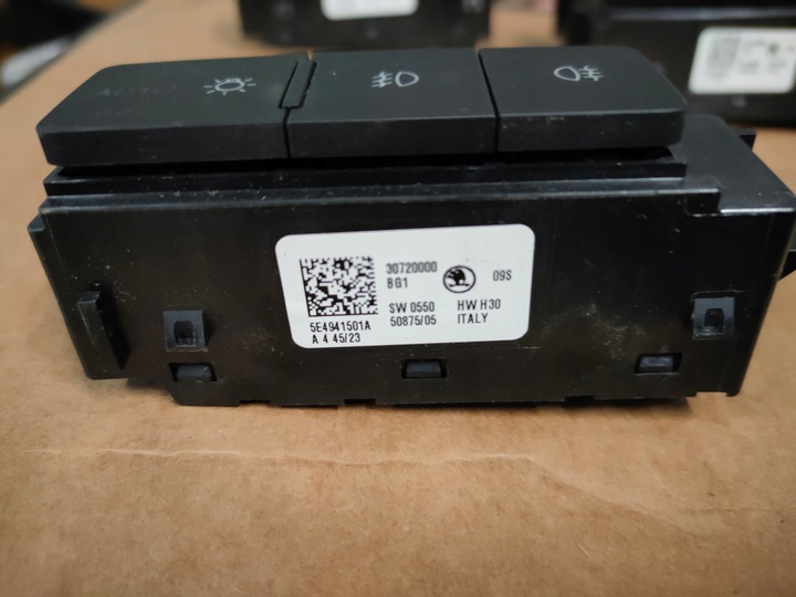 фото №15, Skoda octavia iv переключатель выключатель света панель 5e4941501a