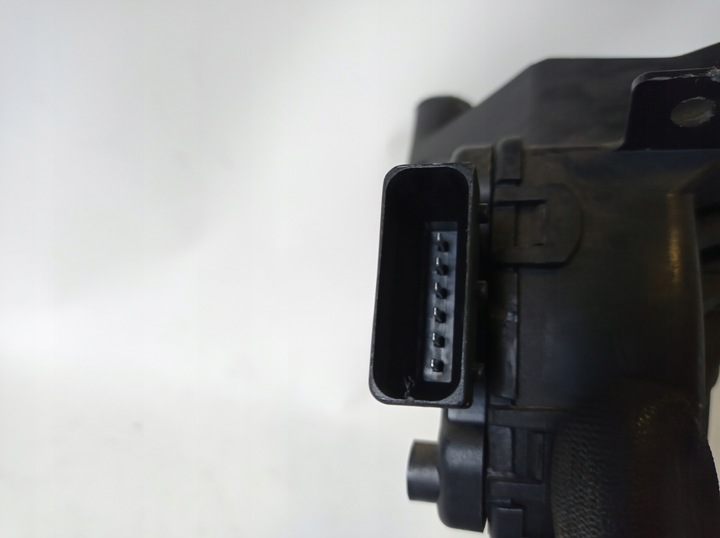 фото №3, Потенциометр педаль газа opel corsa c 9129857