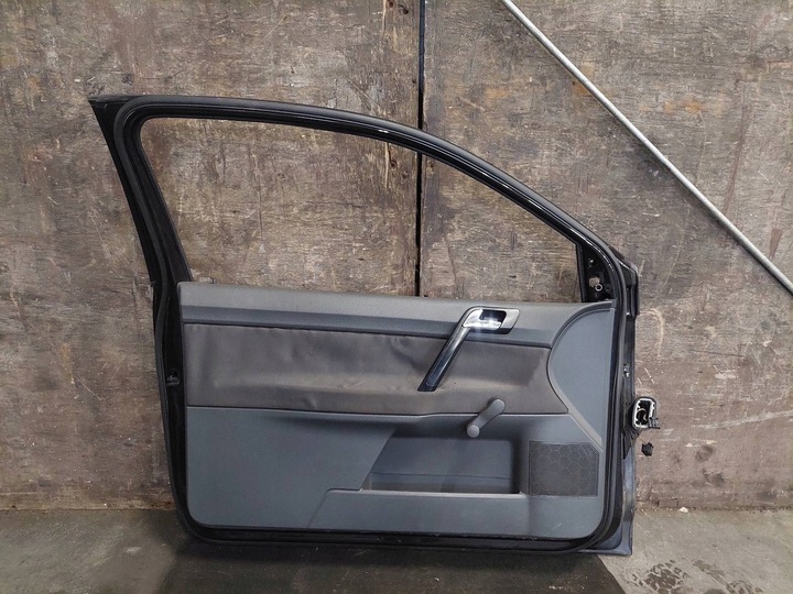 фото №4, Двері комплектні лівий перед 3d volkswagen polo iv 3d lc9z