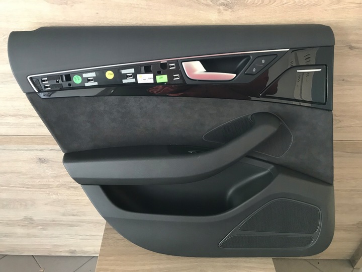 фото №1, Обивка дверь левый зад audi a8 d4 4h0868067